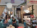 mer-99-furniture-center-menggelar-promo-spesial-selama-pameran-di-mantos-fhfhfdhfgh.jpg