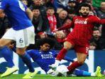 mohamed-salah-kesakitan-saat-menerima-tekel-brutal-dari-hamzah.jpg