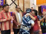 mph-pgi-serah-terima-jabatan-gubernur-olly-resmi-melayani-sebagai-ketua-pgi-unsur-non-pendeta.jpg