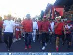 olly-dondokambey-dan-steven-kandouw-pimpin-ribuan-masyarakat-dalam-fun-walk.jpg