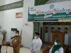olly-dondokambey-serahkan-bantuan-baznas.jpg