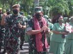 pangdam-xiii-merdeka-mayjen-tni-wanti-w-f-mamahit-saat-berkunjung-jhjiu788778.jpg