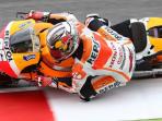 pebalap-repsol-honda-asal-spanyol-dani-pedrosa-nomer-siji-latihan.jpg