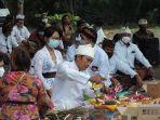 pelaksanaan-ritual-melasti-umat-hindu-kota-bitung-di-pantai-waleleng-kota-bitung.jpg