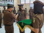 pelantikan-pejabat-eselon-iv-yang-baru-di-kejari-kabupaten-talaud-senin-1052021.jpg