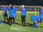 pelatih-timnas-indonesia-shin-tae-yong-di-stadion-madya.jpg