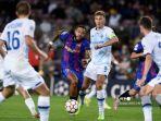 pemain-depan-barcelona-asal-belanda-memphis-depay-tengah.jpg