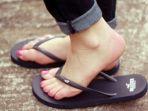 penemuan-yang-mengubah-dunia-sandal.jpg