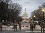 personel-garda-nasional-berjaga-di-depan-gedung-capitol-hill-washington-dc.jpg