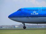 pesawat-klm.jpg