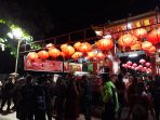 petugas-saat-berjaga-di-malam-perpisahan-tahun-baru-cina_20180216_083014.jpg
