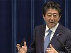 pm-japan-shinzo-abe-bebaskan-warga-berkumpul.jpg