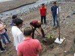 polimdo-rayakan-paskah-dengan-tanam-mangrove.jpg