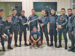 polresta-manado-menangkap-seorang-pria-yang-membawa-sajam-347347.jpg