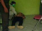 pria-tiba-tiba-pingsan-setelah-disuntik-vaksin-virus-corona-atau-covid-19-di-blora-rabu-24221.jpg
