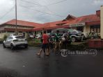 puluhan-driver-online-sambangi-kantor-polres-minahasa-utara-minut_20180508_153411.jpg