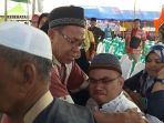 putra-eling-sutikno-satu-korban-jatuhnya-lion-air-jt610-tak-henti-hentinya-menangis_20181108_154705.jpg