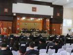 rapat-paripurna-dprd-tomohon.jpg