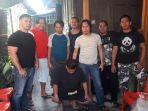 resmob-polres-minahasatangkap-tersangkapenganiayaan-di-desa-kaleosan.jpg