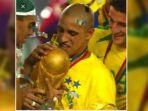 roberto-carlos-34747.jpg