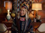 robin-thede-dalam-serial-komedi-a-black-lady-sketch-show-2019.jpg