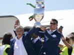 ronaldo-dan-pelatih-portugal_20160712_121907.jpg