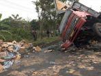 ruk-yang-tertabrak-kereta-api-di-perlintasan-rel-kereta-api-di-desa-klagen.jpg