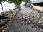 sampah-bereserakan-di-pesisir-pantai-manadogfjjghj.jpg
