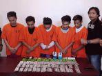 satresnarkoba-polres-bitung-buru-pengedar-obat-keras-di-jakarta.jpg