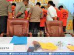 satu-ditembak-ini-identitas-5-tersangka-curanmor-dan-2-penadah-yang-ditangkap-polresta-manado.jpg