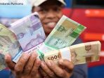 segera-tukar-beberapa-uang-kertas-rupiah-bakal-tak-berlaku-mulai-1-januari-2019_20180805_231633.jpg