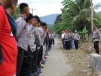 seorang-polisi-kena-lemparan-batu-200-polisi-jaga-toruakat-pusian-7745.jpg