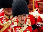 sineenat-ikut-serta-upacara-pemakaman-raja-bhumibol-adulyadej.jpg
