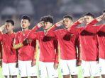 skuat-timnas-u-19-indonesia-menyanyikan-lagu-indonesia-raya-346246.jpg