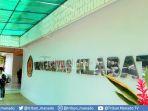 soal-mahasiswa-tolak-gaji-rp-8-juta-ini-tanggapan-rektor-dosen-mahasiswa-alumnus-unklab.jpg
