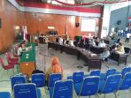 sosialisasi-pelaporan-lhkpn-secara-e-filing-melalui-email-di-kantor-dprd-bitung_20180327_212055.jpg