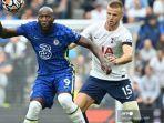 striker-chelsea-belgia-romelu-lukaku-kiri-ditantang-oleh-bek-tottenham-hotspur-34737.jpg