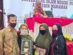 suasana-bochari-dan-keluarga-menghadiri-wisuda-musdalifa-dfs.jpg