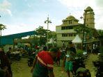 suasana-di-keluarahan-maasing-kompleks-pakoba-musholah-nur-hadad-dalam-meramaikan-hari-raya-ketupat.jpg