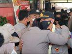 suasana-haru-mewarnai-lepas-sambut-akp-jan-piter-napitupulu.jpg