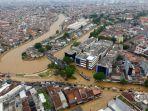 suasana-ibu-kota-dki-jakarta-sedang-di-terjang-banjir.jpg