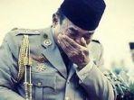 tangisan-soekarno-yang-sempat-tercatat-sejarah.jpg