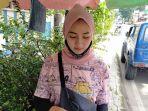 tari-26-pedagang-rujak-jambu-yang-telah-memiliki-tiga-anak-ini-mendadak-viral.jpg