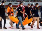terkait-sriwijaya-air-jatuh16-kantong-jenazah-sudah-berada-di-rs-polri-pencarian-masih-berlanjut.jpg