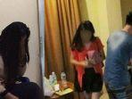 terungkap-seorang-polisi-ketahui-istri-bidan-selingkuh-dengan-dokter-dari-cap-lendir-di-bagian-ini.jpg