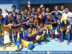tim-sepak-bola-kota-bitung-setelah-meraih-kemenangan-perdana.jpg
