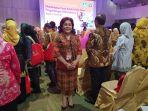 tingkatkan-peran-paud-istri-bupati-minahasa-hadiri-sosialisasi-peran-bunda-sebagai-sdm.jpg