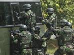 tni-latihan-pembebesan-sandera.jpg