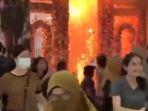 trans-studio-makassar-terbakar-para-pengunjung-terinjak-injak-saat-hendak-selamatkan-diri-1.jpg