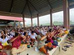 umat-hindu-di-kota-manado-sulawesi-utara-menggelar-rangkaian-ibadah90.jpg